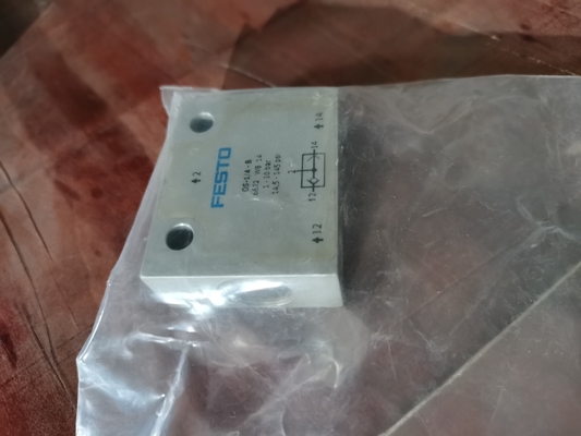 XJ250 XJ650 XJ750 Workover Rig Spare Part Festo Shuttle Valve