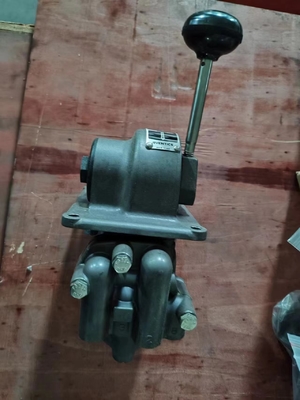 Bagian Rig Workover XJ750 Main Drum Gabungan Katup Pengatur Tekanan