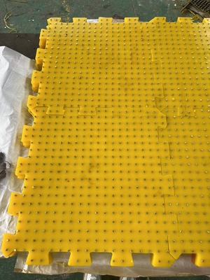 1MX1M Anti Slip Surface Floor Mat Untuk Ketebalan Lantai Rig 30MM PU Untuk Pengeboran