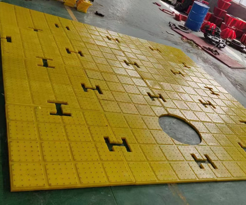 1MX1M Anti Slip Surface Floor Mat Untuk Ketebalan Lantai Rig 30MM PU Untuk Pengeboran