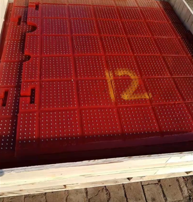 Meja Berputar Anti Slip Mat Oil Proof Untuk Platform Pengeboran Lapangan Minyak Bahan Poliuretan
