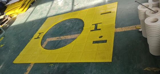 Tahapan putar tahan minyak Anti slip Mat Inspeksi kualitas yang ketat Polyurethane 30mm Ketebalan